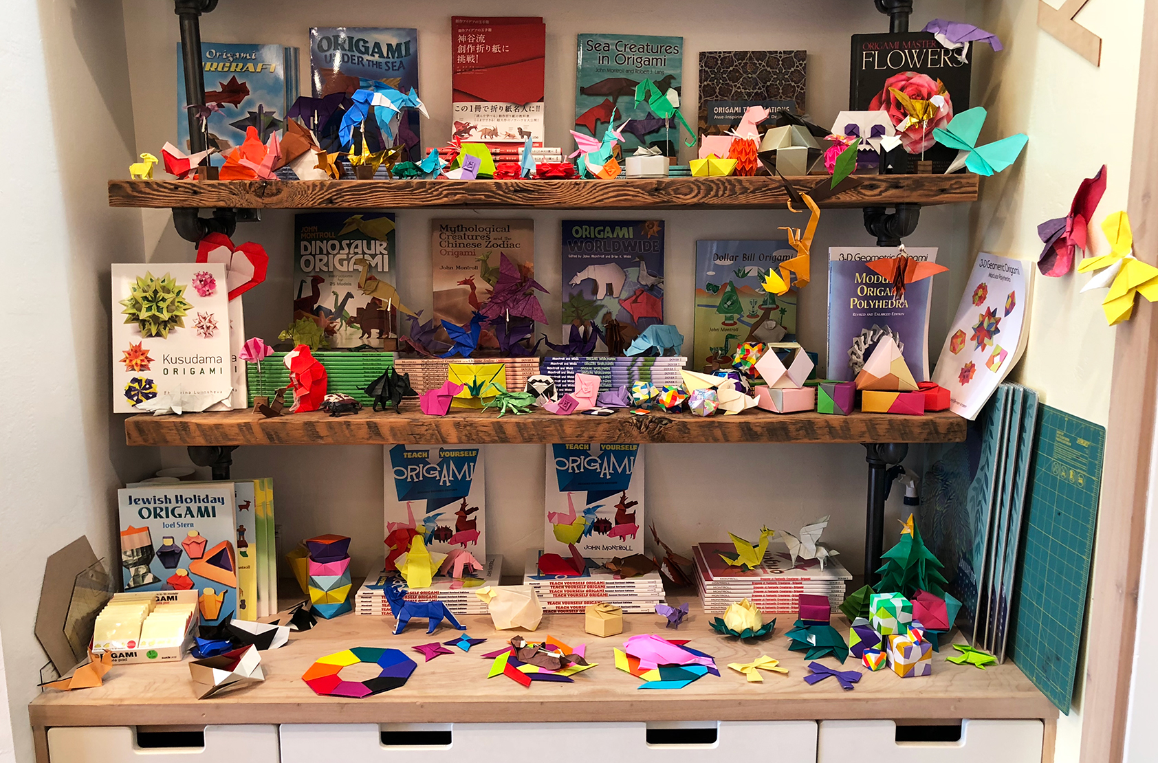 Dinosaur Origami - Taro's Origami Studio E-learning and Shop